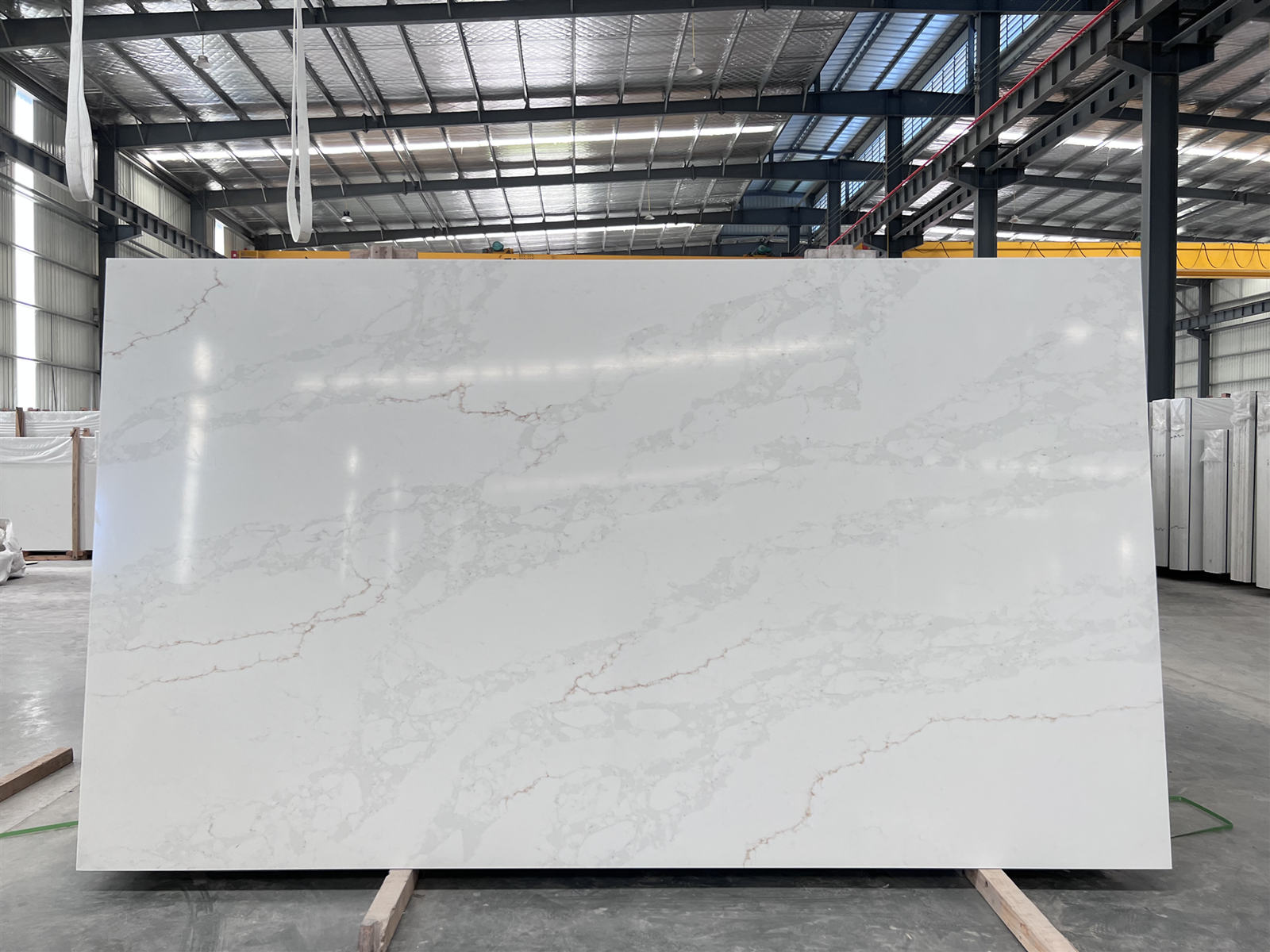 Calacatta gold quartz slab oversize GQ-T315.jpg 