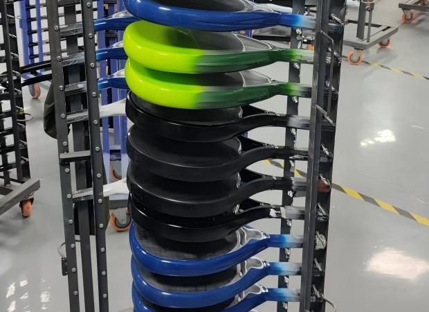 Customized padel racket with different painting colors.jpg