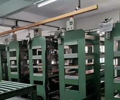 Equipment-Molding machine for carbon fiber padel racket manufacturing(1).jpg