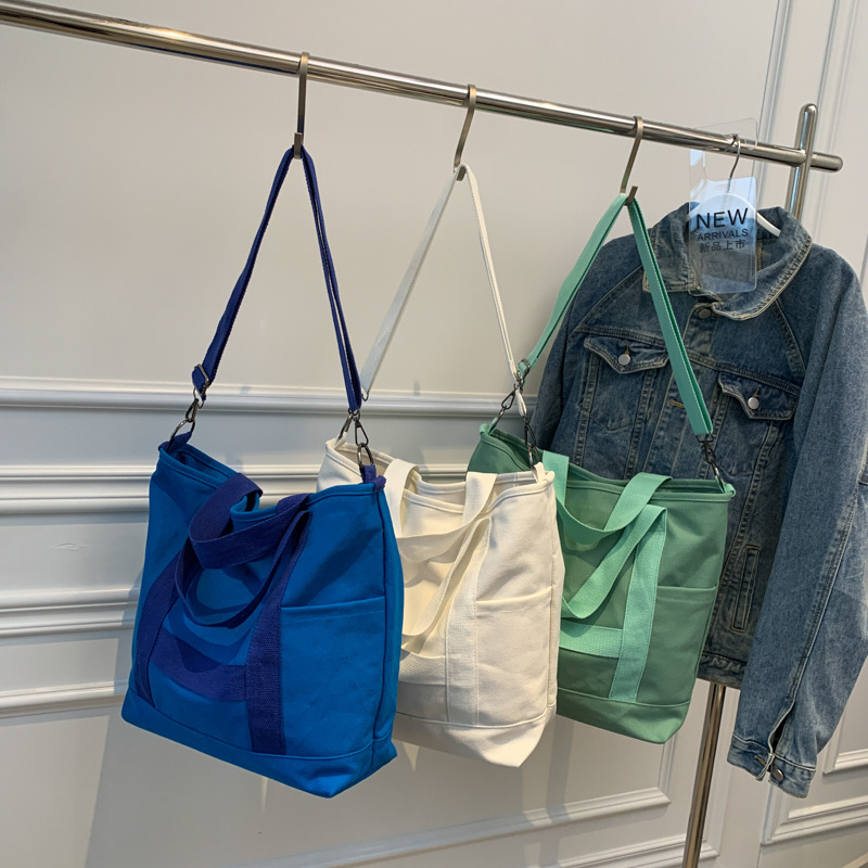 简约纯色帆布邮差包-05